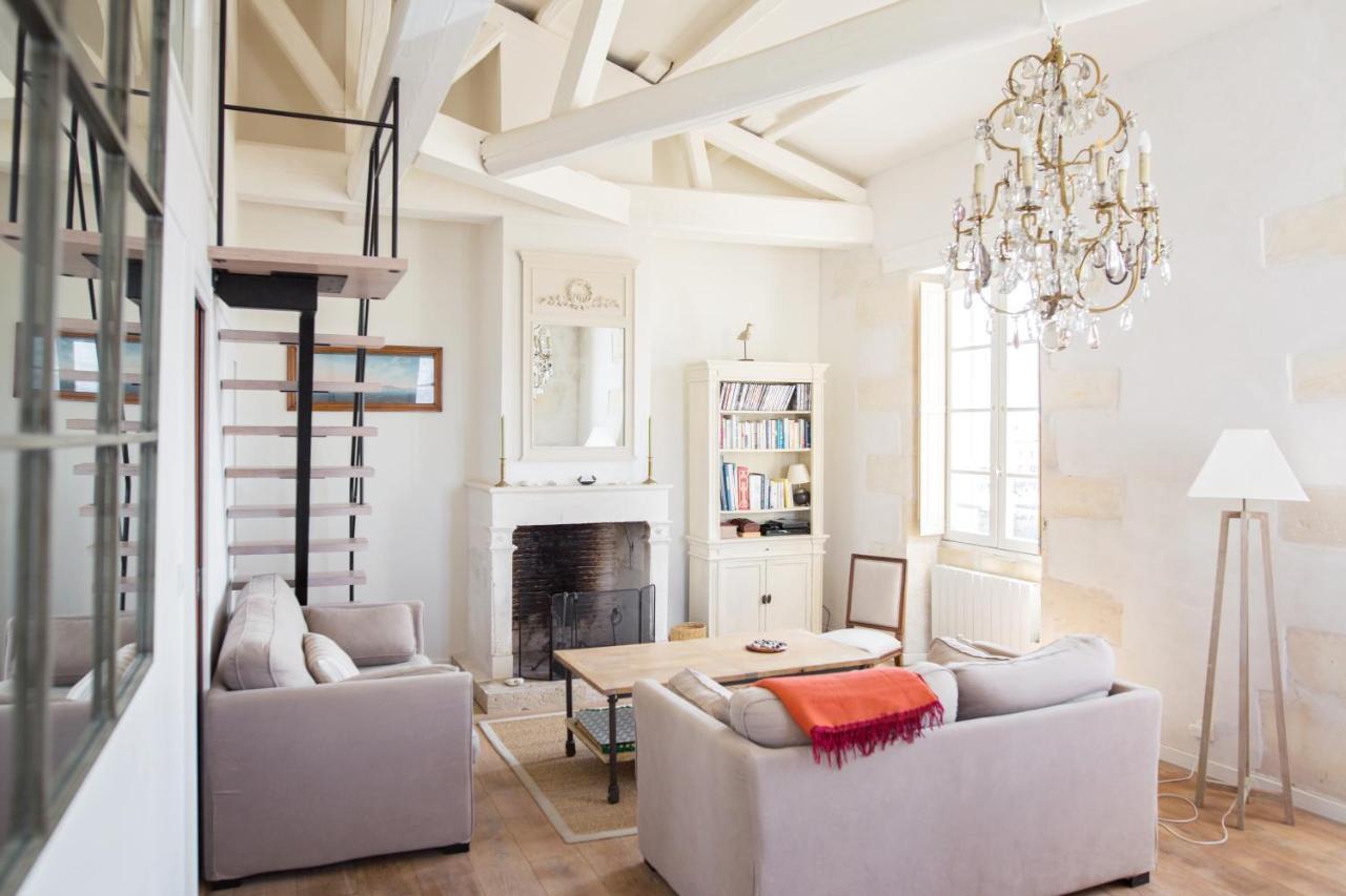 Appartement XVIII Century Gem With Magnificent Views Of The Harbour With A Private Garage à Saint-Martin-de-Ré Extérieur photo